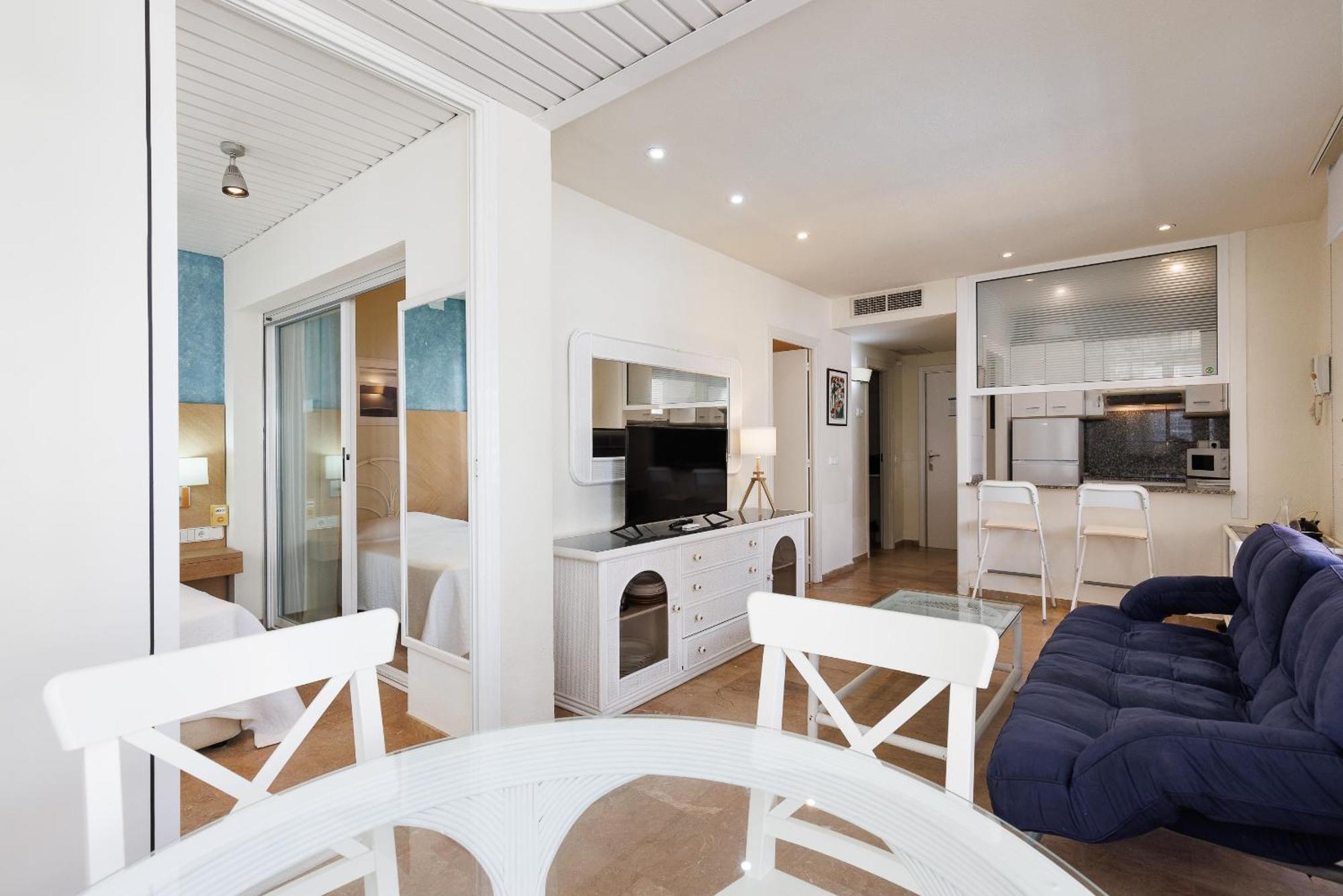 Uhc Center Apartments Salou Exteriér fotografie